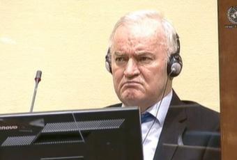 Колишній командувач боснійських сербів Ратко Младич сидітиме довічно — він  програв апеляцію щодо вироку 2017 року за геноцид, військові злочини та злочини проти людства.