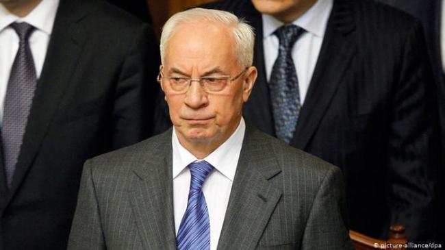 Миколі  Азарову оголошено про підозру в держзраді