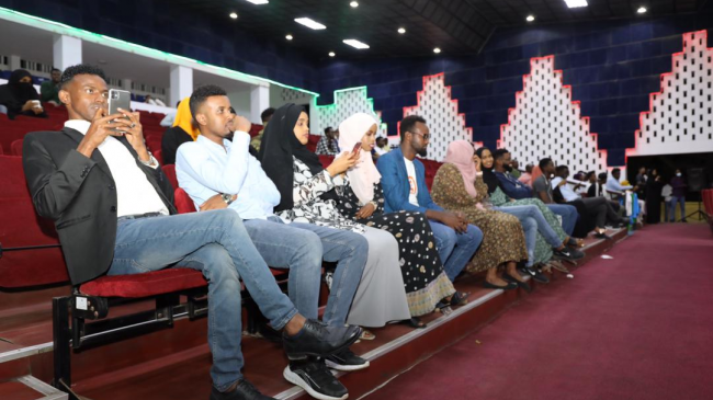 Історична подія в Сомалі — перший за 30 років кінопока