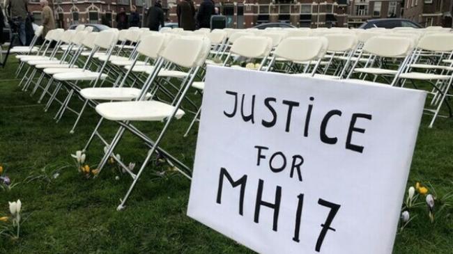 В 2014 році в небі над Донбасом було сбито малазійський пасажирський лайнер — загинуло 298 осіб (283 пасажири та 15 членів екіпажу)