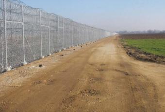 Туреччина побудувала стіну довжиною в 836 км на кордоні з Сирією та в 135 км — на кордоні з Іраном