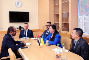 ФОТО ©МВС: 08.09.2021 р., Київ, МВС. Під час зустрічі заступниці міністра внутрішніх справ України Мері Акопян з Надзвичайним та Повноважним Послом ОАЕ в Україні Салемом Ахмедом Аль-Каабі