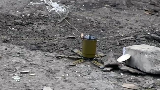 Українці гинуть від російських мін — в тому числі і від замаскованих під дитячі іграшки